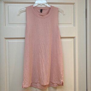 Onzie Flow Braid Tank in Petal Size M